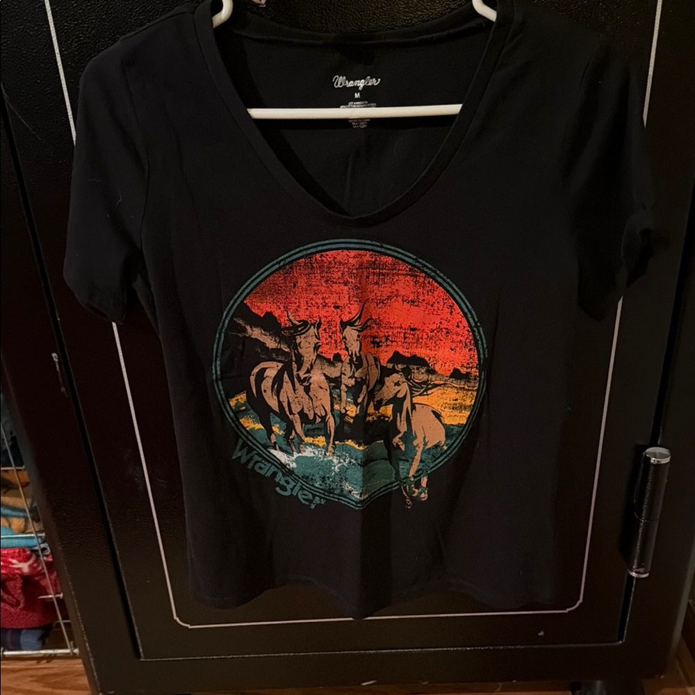 Wrangler Black Short-Sleeve V-Neck Shirt with Red and Teal Horse Graphic